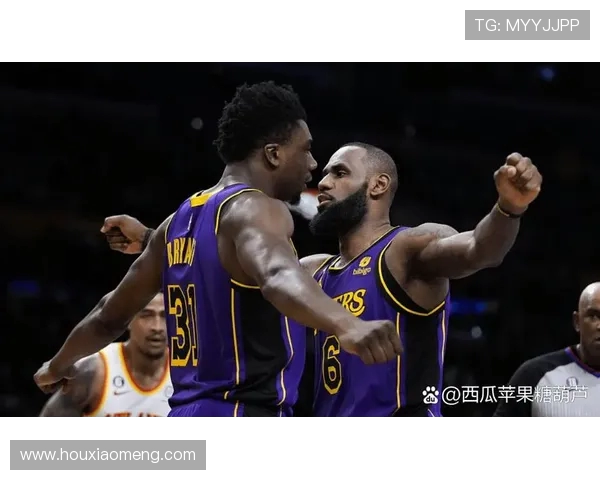湖人队与老鹰队正面交锋谁能在这场激战中胜出